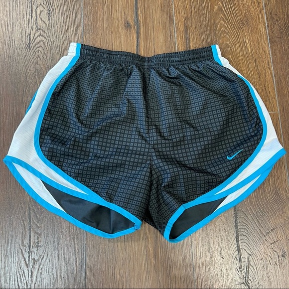 Nike Women's Tempo Dry Core 3'' Running Shorts SZ SM - Picture 1 of 3